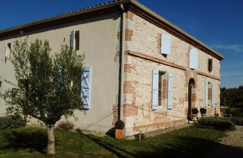 Saint-Nicolas-de-la-Grave Bed & Breakfast | L'Oustal d'Adèle proche Canal du Midi et Moissac