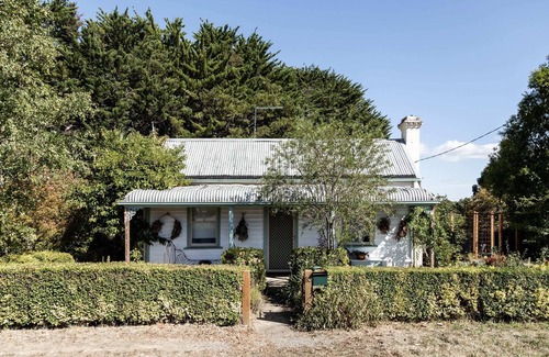 Daylesford House | L'Papillon Summary: W