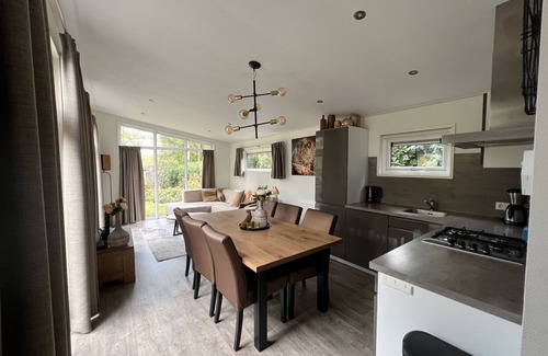 Municipality of Hellevoetsluis House | L-Pavilion 6 by Interhome