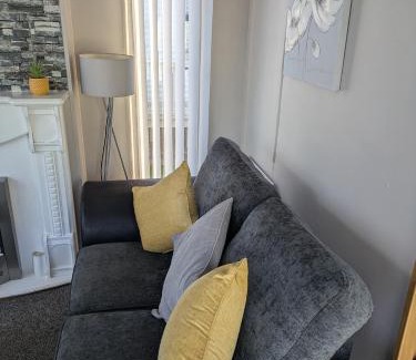 Skegness House | L3 Millfields 4 Berth Luxury Caravan DG & GCH Family's Only And Lead Person Must Be Over 30