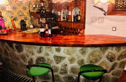 Aldea del Fresno House | La Aldea