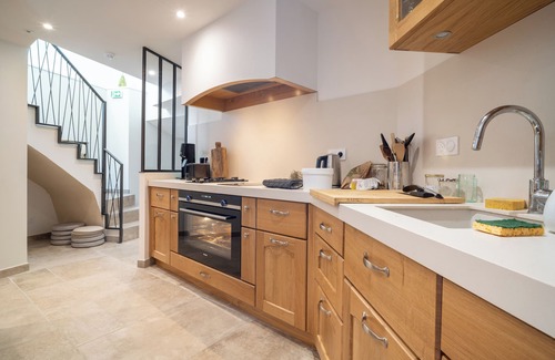 Charols Bed & Breakfast | La Barule