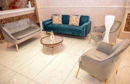 Meru Hotel | LA BEILA HOTEL MERU