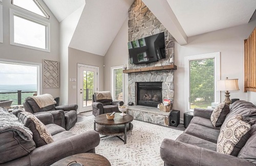 Mountainside House | La Bella Vita