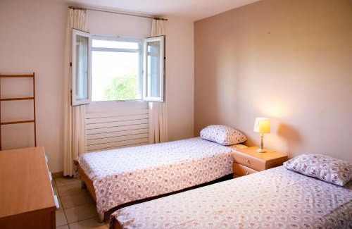 Cottens Ski Chalet | La Belle Ferme
