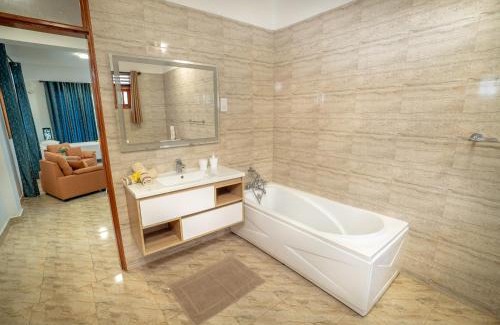 Beau Vallon House | La Belle Residence Self Catering Accommodation
