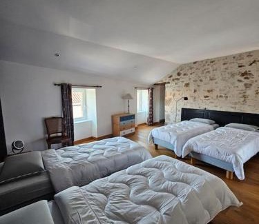 Mortagne-sur-Sevre House | La Belle Vendéenne gîte de charme