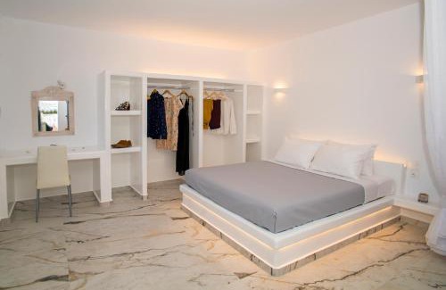 Kamari Apartment | La Belle Vie - Santorini - Adults Only