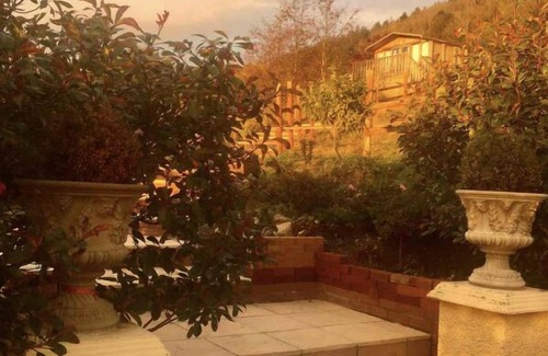 Newry Villa | La Belle Villa, Rostrevor, N. Ireland