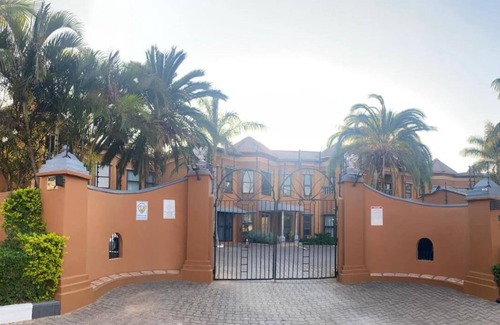 Lusaka Apartment | La Belva Court with Swimming Pool