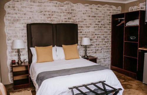 Emalahleni House | La Bendicion