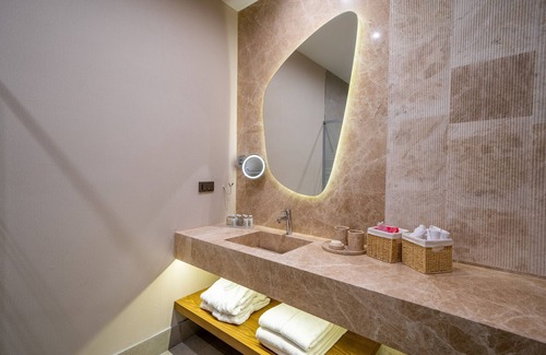 Bodrum Resort | La Blanche Island Bodrum - All Inclusive
