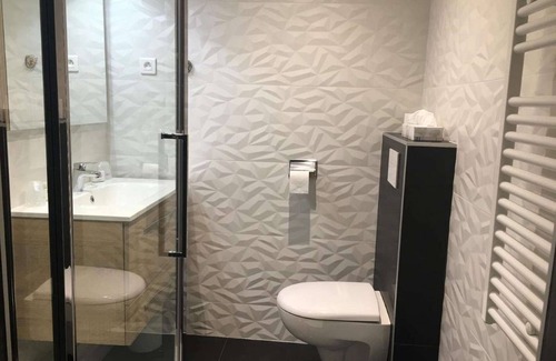 Talant Hotel | La Bonbonniere, Sure Hotel Collection by Best Western