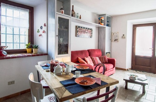 Pavullo nel Frignano House | "La Bottega" in Frassineti