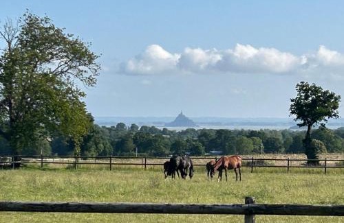 Dragey-Ronthon Bed & Breakfast | La Bretonniere