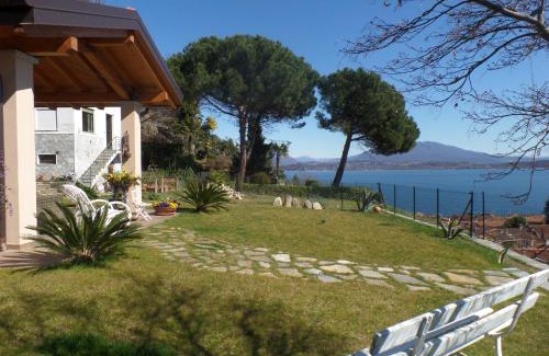 Lesa Villa | La Briciola