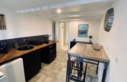 Rochefort-du-Gard Apartment | La Bruyère