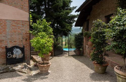 Castello di Serravalle House | La Buca