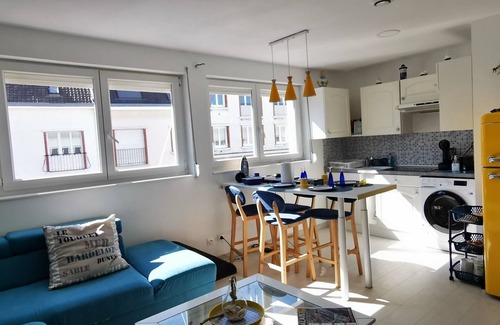 Calais City Center Apartment | La Bulle Marine