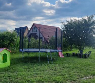 Cartisoara House | La căbănute