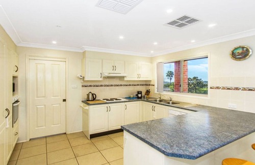 Ettalong Beach House | LA CABANA - ETTALONG BEACH