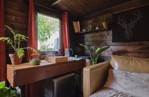 Le Puy-Saint-Bonnet House | La Cabane de l'Explorateur