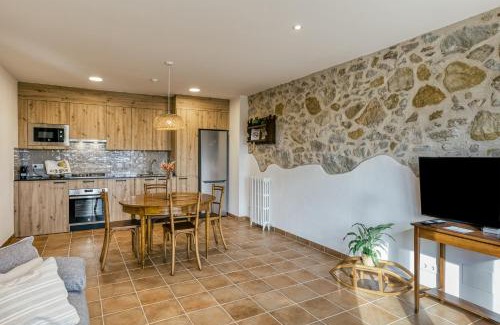 La Vall d'en Bas Apartment | La Cabanya de la Rovira - Baix