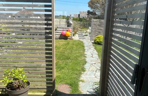 Barneville-Carteret Bed & Breakfast | "La Cabine"