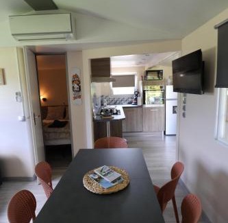 Balaiseaux Apartment | La Cabiotte