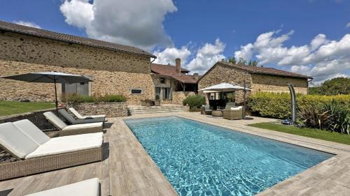Rochechouart House | La campagne limousine