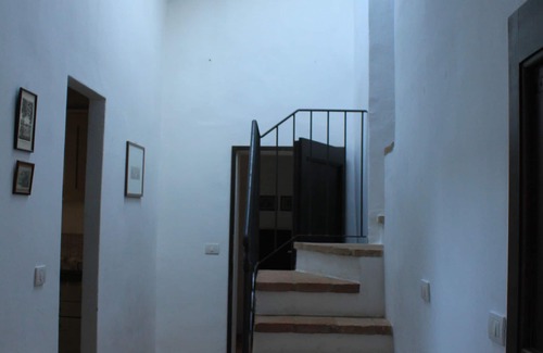 Simignano Apartment | La Capriata