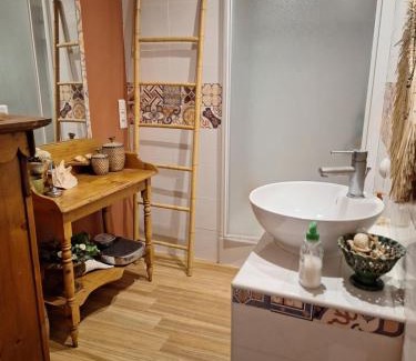 Calvisson Apartment | La Cartagène - charmant appartement entouré de nature
