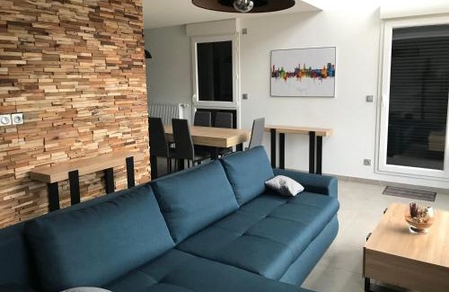 Casselardit Apartment | LA CARTOUCHERIE