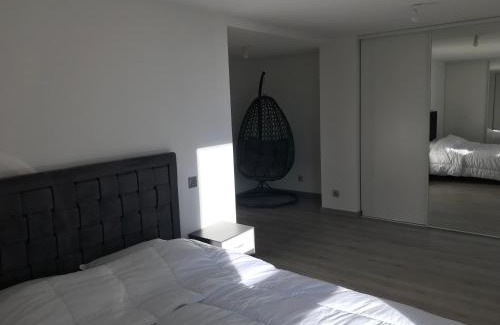 Casselardit Apartment | LA CARTOUCHERIE