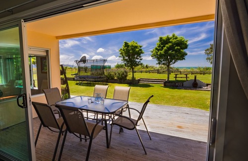 Golden Bay House | La Casa Al Mare - Golden Bay Beach House