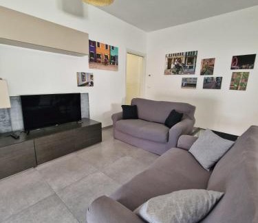 L'Aquila House | La casa azzurra