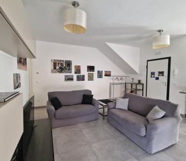 L'Aquila House | La casa azzurra