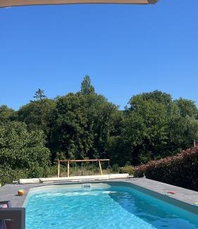 Le Pont House | La Casa - Chambre confortable au calme
