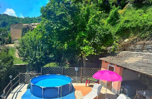 Borzonasca Apartment | La casa con giardino, vicino al ruscello segreto