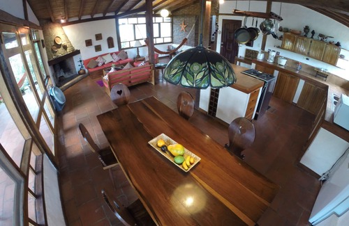 Comuna San Jose House | La Casa De Curia Beautiful Ocean View House