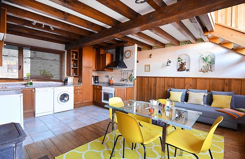 Tudes Apartment | LA Casa DE LAS Chimeneas "natura"