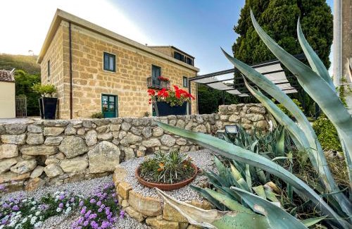 Pergusa Bed & Breakfast | La Casa del Poeta Enna - Pergusa