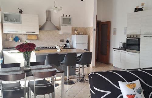 Frattocchie Apartment | La Casa di Ale 2 - luminoso e ampio appartamento vicino Roma