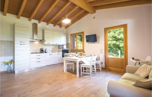 Macchino House | La Casa Di Alice