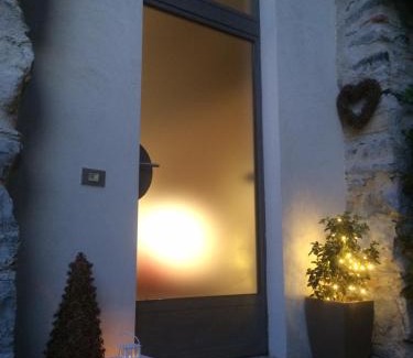 Como Apartment | La Casa di Andrea - by MyHomeInComo