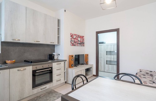 Lecco Apartment | La casa di Ange - Two Bedroom Apartment, Sleeps 5