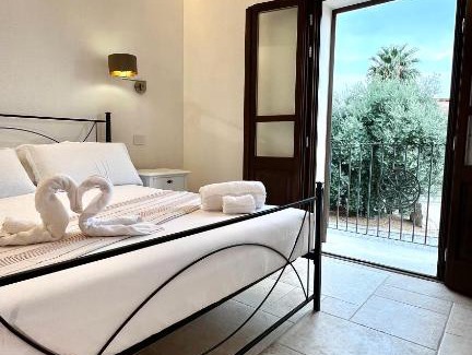 Girasole Apartment | La Casa di Natalie