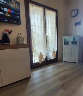 Villanuova sul Clisi Apartment | La Casa di Perla BILOCALE A 6 Kilometri da SALO'