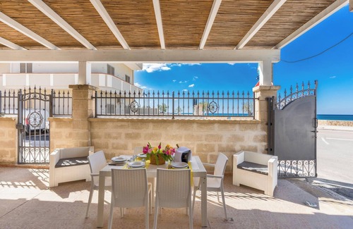 Torre Ovo Apartment | La Casa di Palma by BarbarHouse