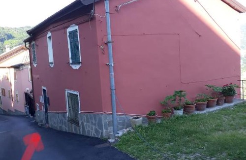 Uscio Apartment | La Casa di Zoe